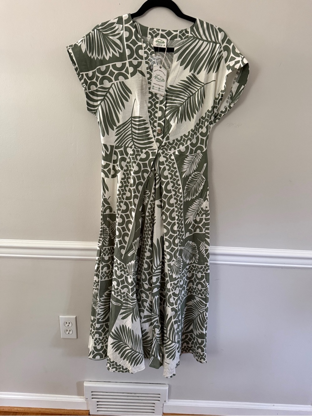 Very J White and Olive Green Tropical Print Maxi Wrap Dress